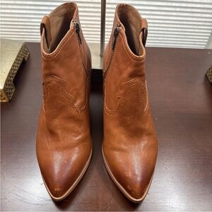 Women's Brown Leather Ankle Boots - Classic Pointed Toe